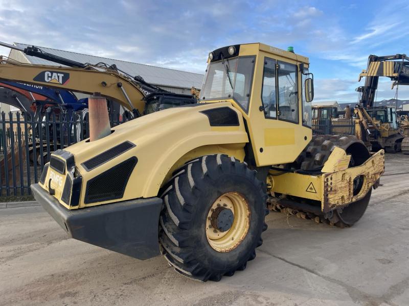 Bomag BW213PD-4